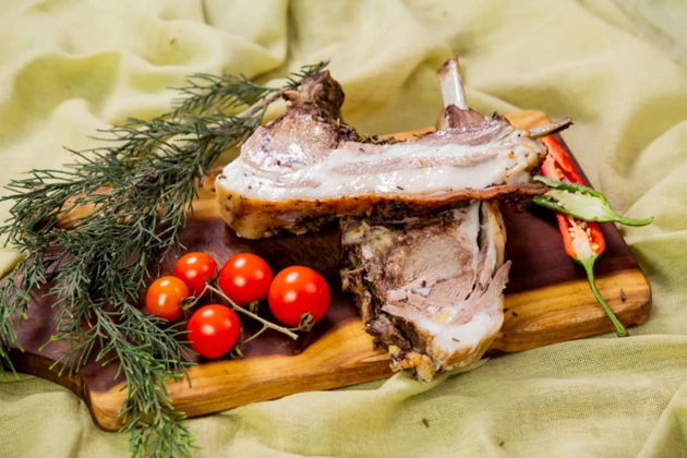 Гастро-тур в горы: тандырное мясо и «умакой джиз»
