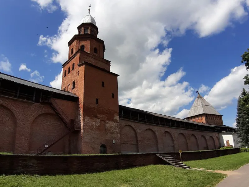 Аудиоэкскурсия по Новгородскому кремлю — «Детинцу» — фото 2, Великий Новгород | Покатаем