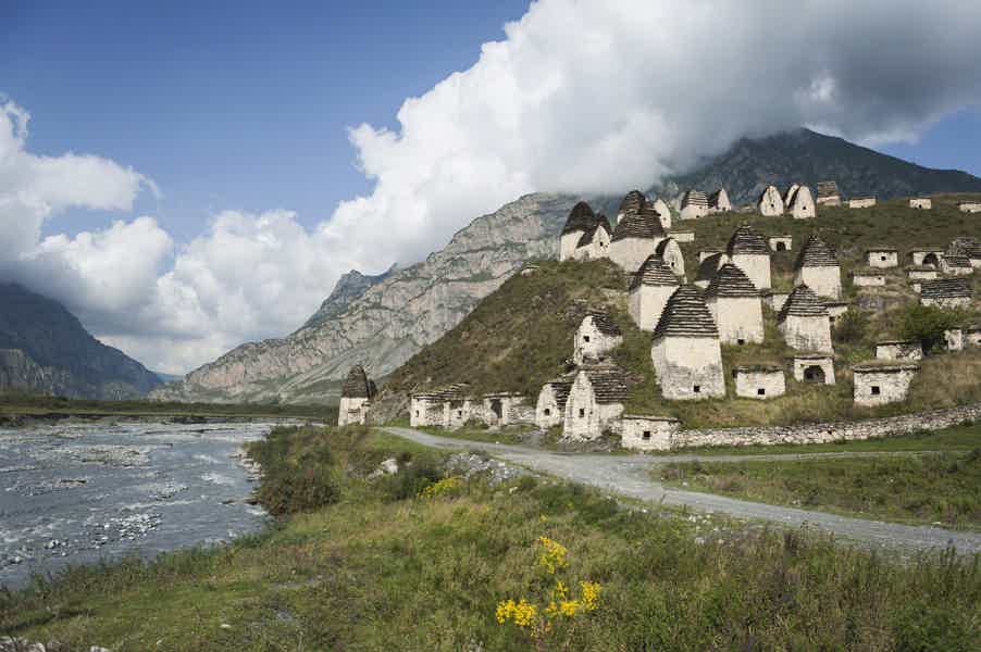 Тур в горы Северной Осетии к памятнику Бодрова С.С. - фото 1