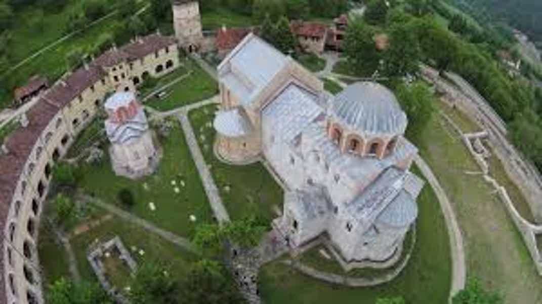 Средневековые монастыри Сербии - фото 2