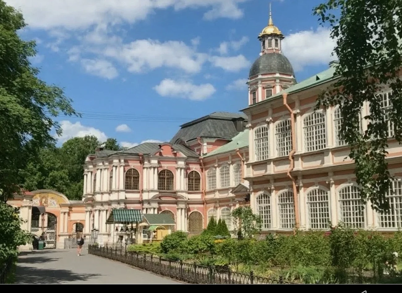 Александро-Невская Лавра — экскурсия, Санкт-Петербург, Россия | Покатаем