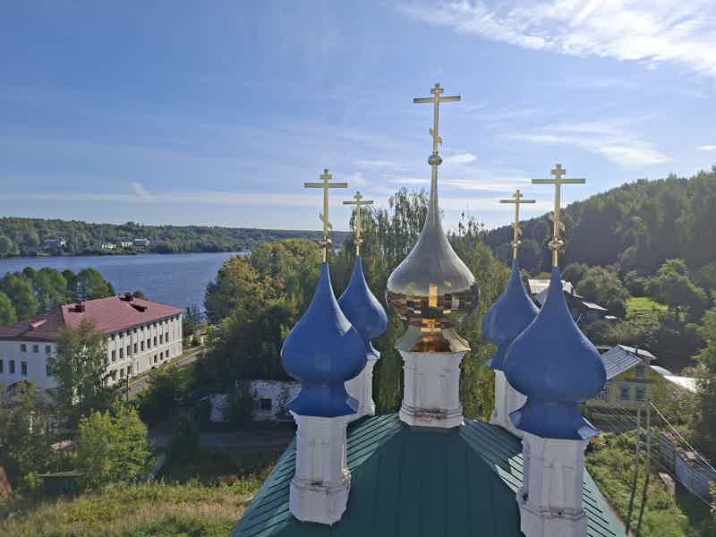 Авторская экскурсия по Плёсу: история, храмы и живописные горы - фото 2