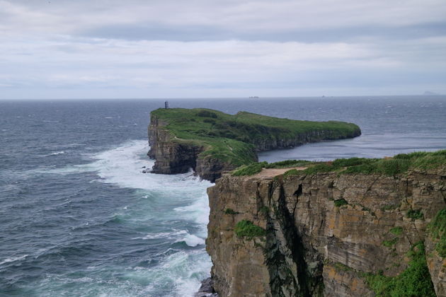 Виды Остров Русский — Мыс Тобизина