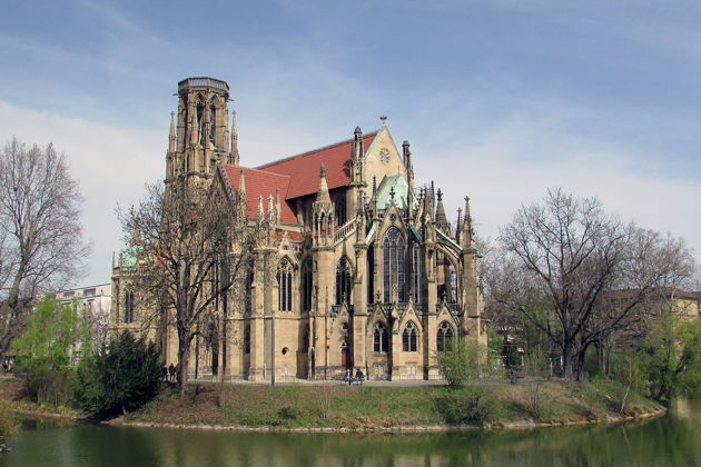 Классика Штутгарта: замки, церкви, парки и городская жизнь столицы БаВю