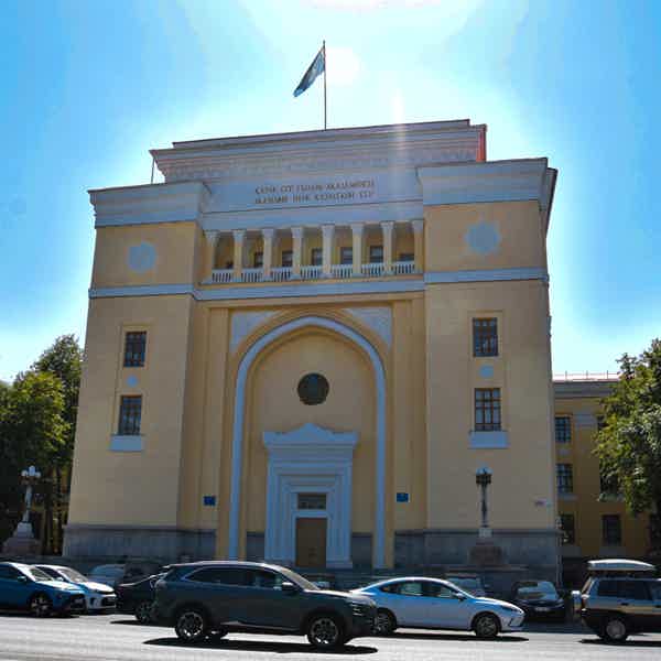 Пешая прогулка без транспорта по живописным местам Алматы - фото 3
