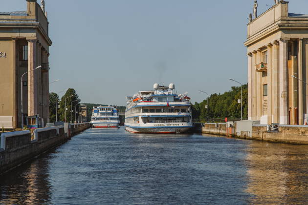 «От Москвы до Волги»: канал им. Москвы с теплоходной прогулкой