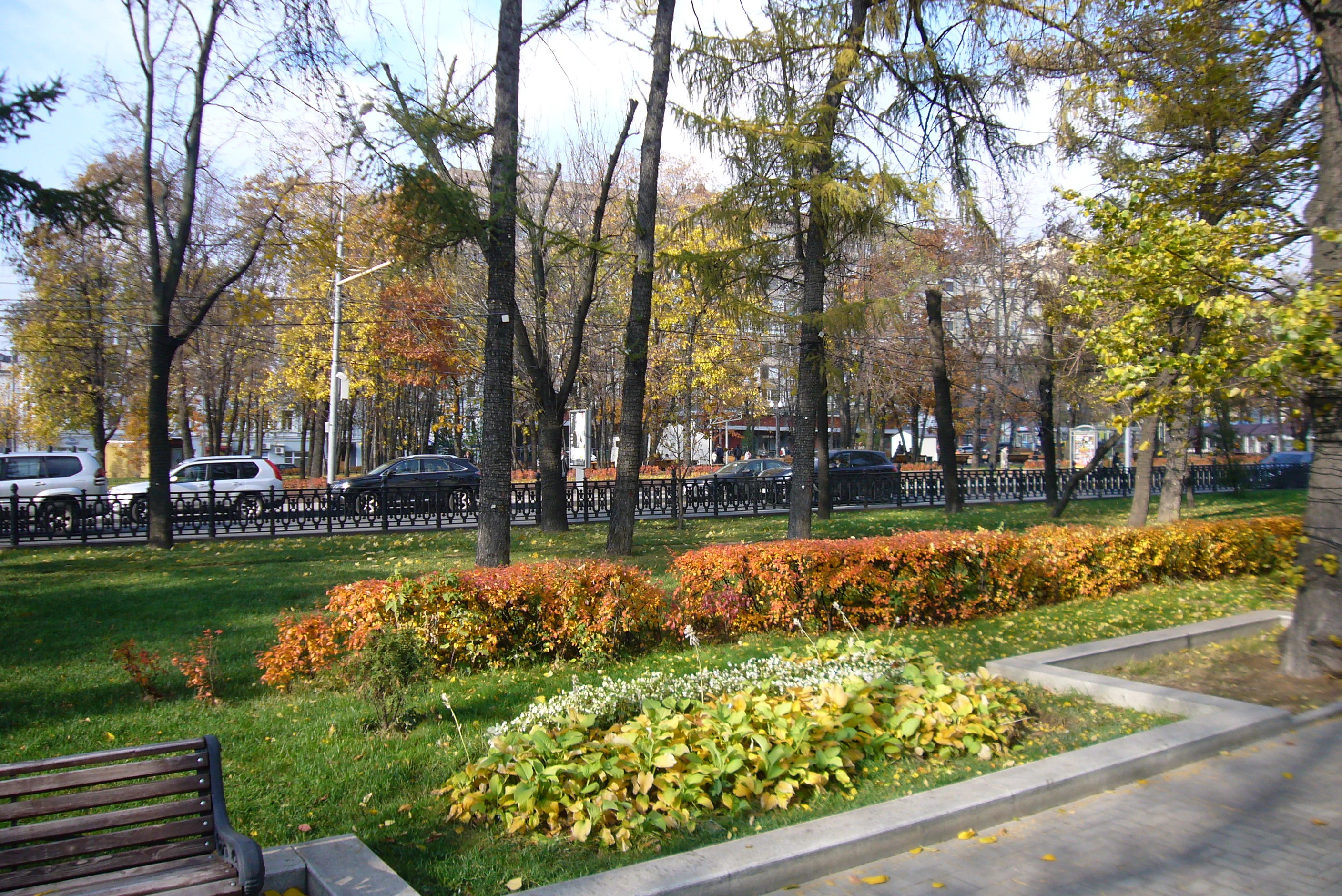 Жители Тверского бульвара, кадр 6