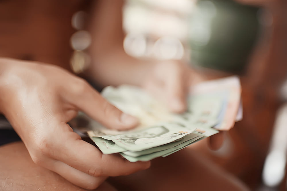 Обмен денег на Пхукете