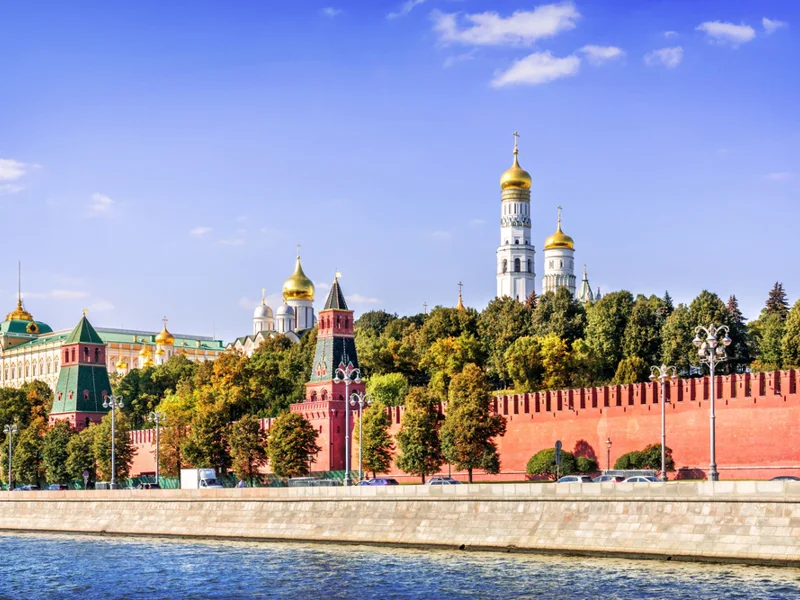 От Кремля до Москва-Сити — прогулка на катере с капитаном по Москве-реке — фото 7, Москва | Покатаем