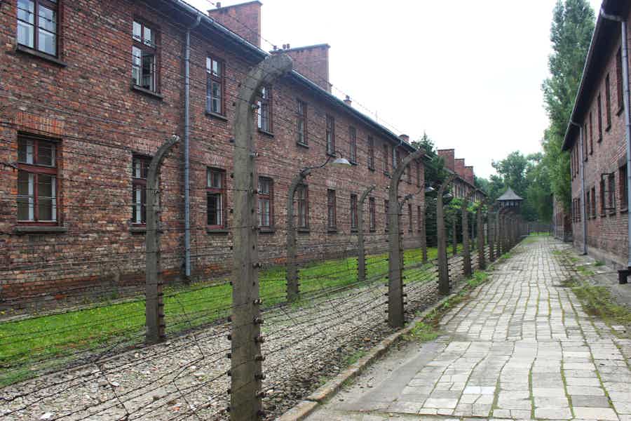 Auschwitz-Birkenau: Schnelleinlass & Tour - ohne Transfer - photo 6