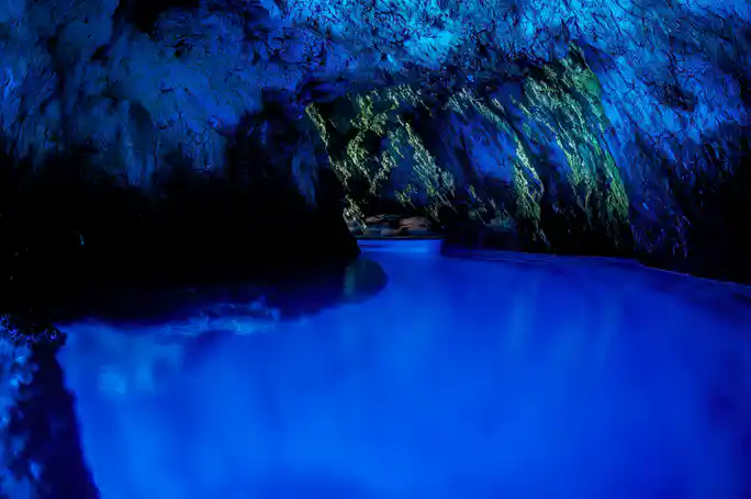 Blue Cave, Mamma Mia and Hvar, 5 Islands Speed boat