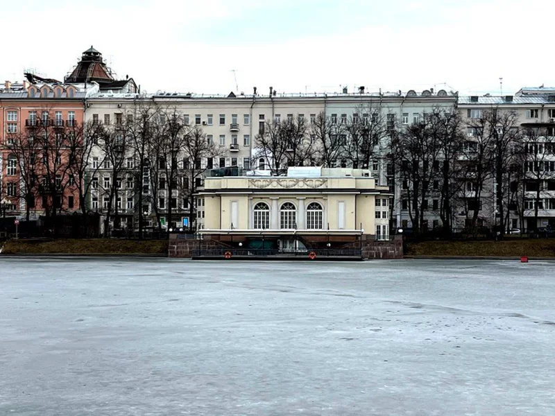 Аудиогид по Патриаршим прудам: поэты, писатели, творцы и обыватели — фото 3, Москва | Покатаем