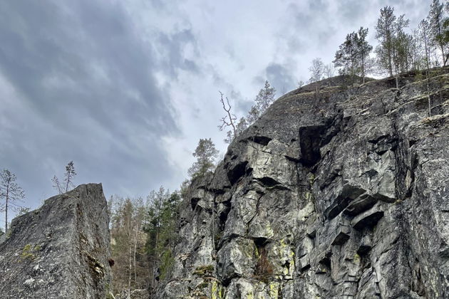 Виды Ладожские фьорды на катере