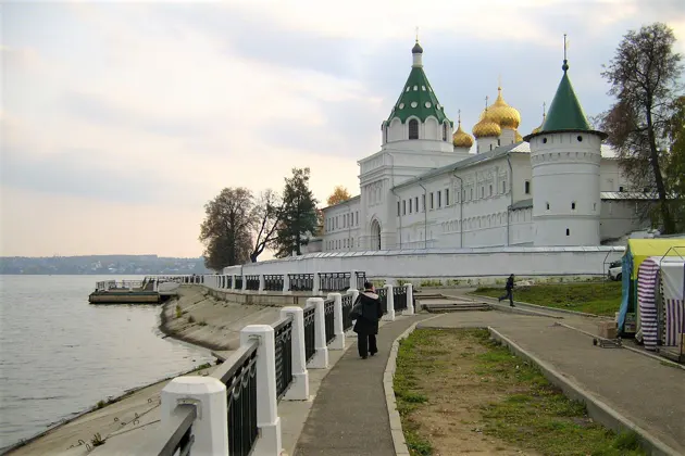 Экскурсия в Ипатьевский монастырь - колыбель царского дома Романовых — фото 2