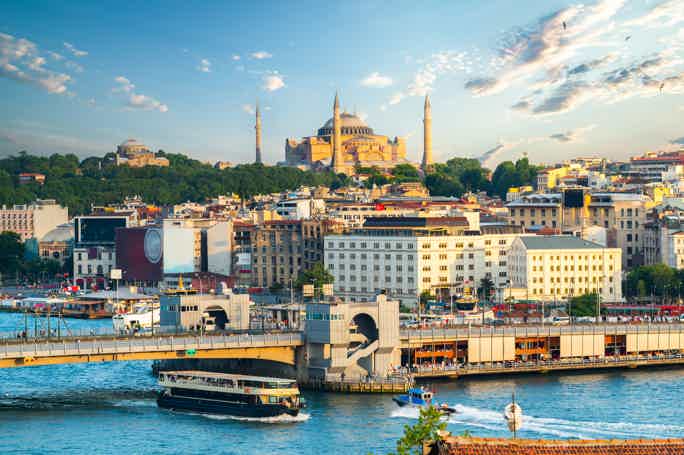 Sunset Small-Group Yacht Cruise on Bosphorus