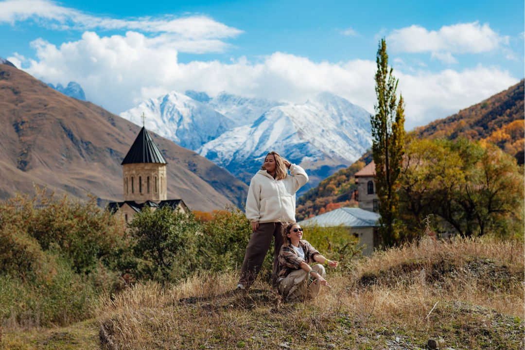 Душевный пикник в Казбеги с профессиональной фотосессией — фото 8