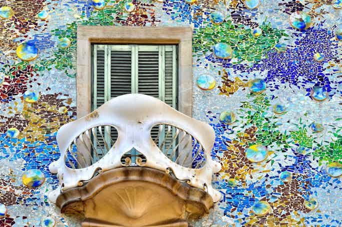 Modernism and Gaudí Walking Tour