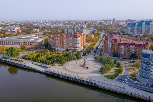 Астраханская Круазетт. Здесь черной икрой кормили кошек