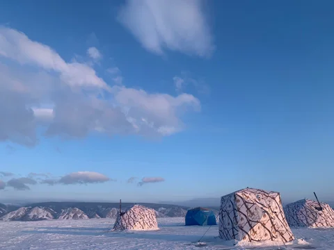 Ледовый кураж: неподражаемый лед, тысячи звезд и серебро Байкала