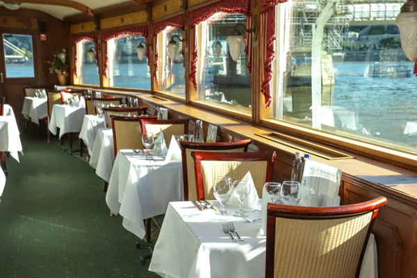 Danube Drinks & Soft OPEN bar cruise — photo 5, Budapest | Pokataem