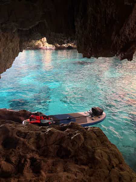 СПЛАВ НА SUP К МОРСКОЙ ПЕЩЕРЕ И СКАЗОЧНОЙ БУХТЕ - фото 5