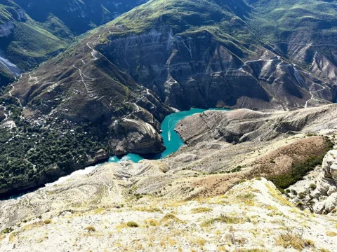 Сулакский каньон и бархан Сарыкум: влюбиться в Дагестан за 1 день!