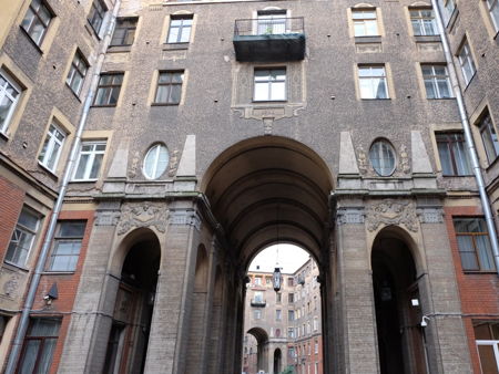 Толстовский дом