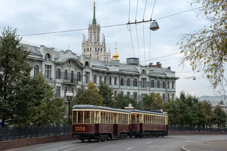 Бульварное кольцо Москвы: Яузский бульвар — фото 1