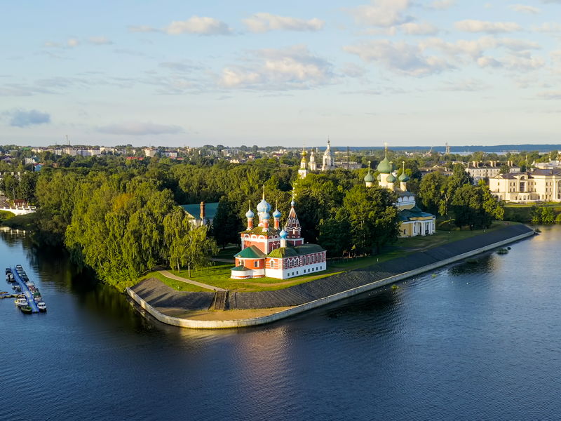 Русь святая, путешествие по городу на реке времени - экскурсия в Углич, Россия