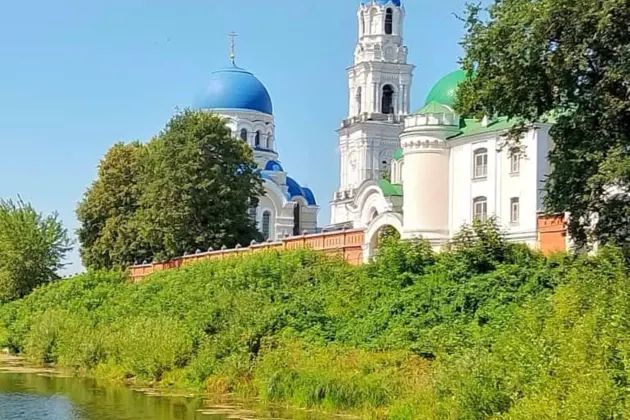 Монастыри Угры - свидетели истории, «Стояние на Угре» — фото 2