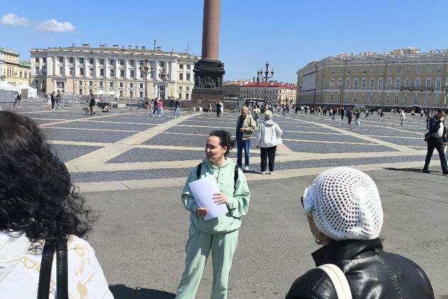 Дворцовая площадь от Петра I до Николая II