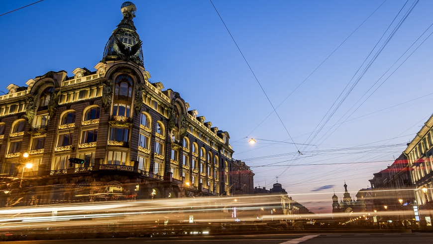 Вечерняя экскурсия по городу «Мифы и легенды Санкт-Петербурга»