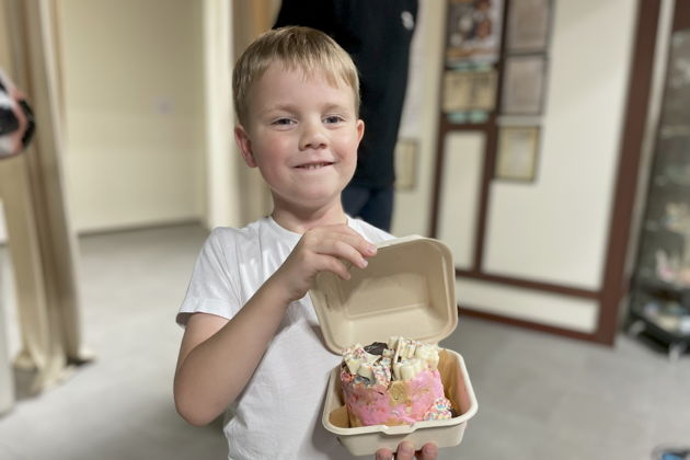 Фото к экскурсии Мастер-класс «Бенто-торт из мороженого с сюрпризом»