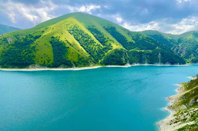 Жемчужина Чечни — высокогорное озеро Казеной-Ам