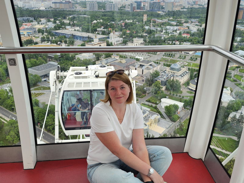 «Солнце Москвы»: экскурсия по ВДНХ + панорамный полёт над ВДНХ и столицей - экскурсия в Москва, Россия