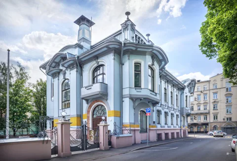 Аристократическая Поварская с посещением Центрального Дома Литераторов