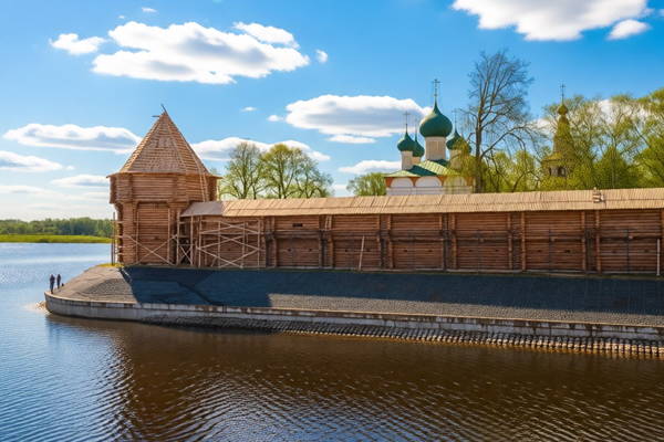 От древнего Кремля по старым улицам посада — пешеходная прогулка по Угличу