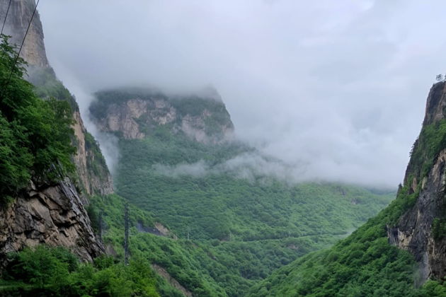 Виды Язык Тролля, Балкария и термальные источники из Кисловодска