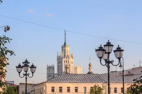 Ивановская горка: тайны, дворики и храмы Старой Москвы