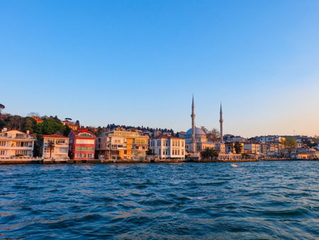 Бухта Золотой Рог