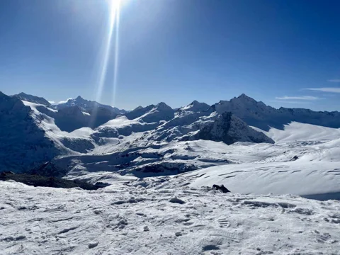 Снежный Эльбрус: озеро Гижгит и подъем на Эльбрус 