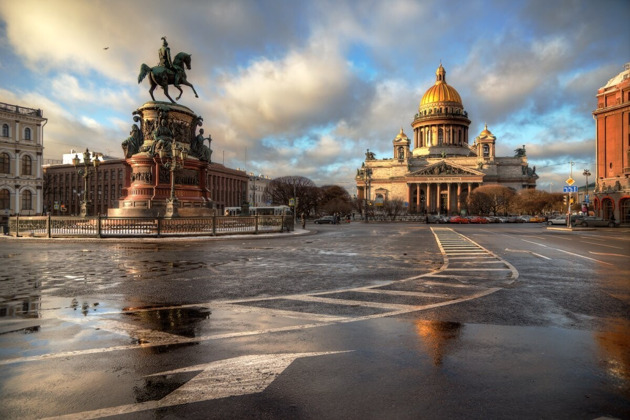 Золотой треугольник: от Исаакиевской площади до Казанского собора