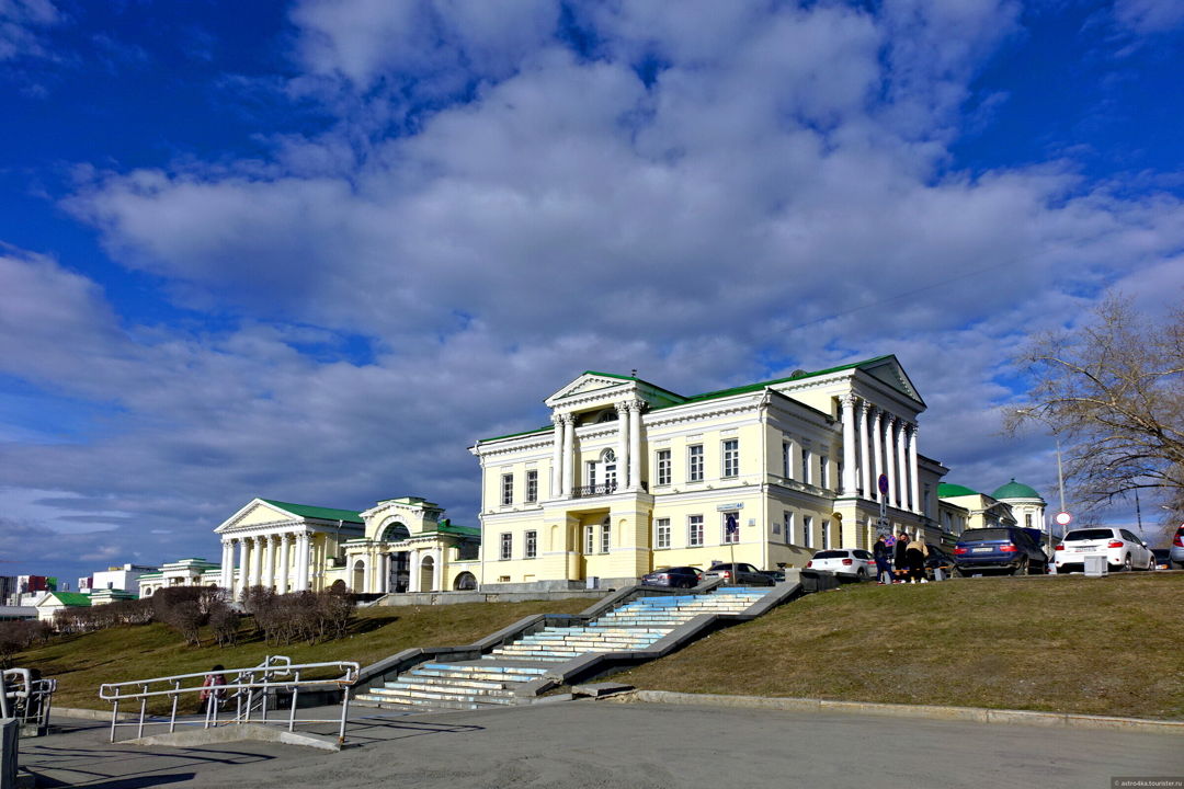 Пешеходная экскурсия по Екатеринбургу: 300 лет истории и современности  — фото 2