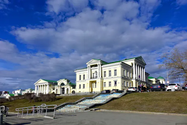 Пешеходная экскурсия по Екатеринбургу: 300 лет истории и современности — фото 3