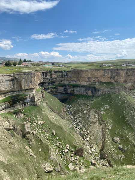 Плато Хунзах, водопад Тобот, Каменная чаша — исландские пейзажи Дагестана - фото 4