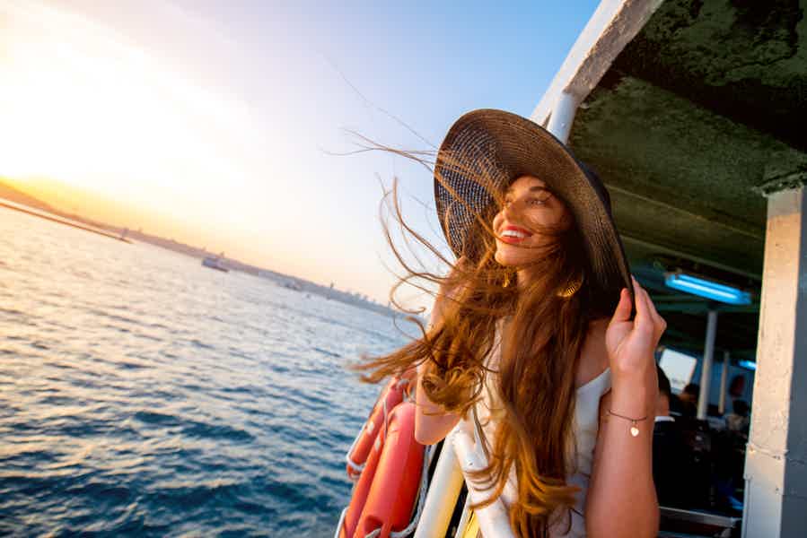 Bosphorus Sunset Cruise on a Luxurious Yacht - photo 1