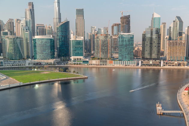 Виды Игра в гольф на 1 час с видом на Дубай Марину