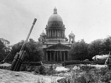 Пискаревское кладбище