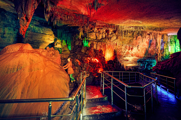 Западная Грузия: Захватывающие Пещеры Прометея и удивительный Каньон Мартвили