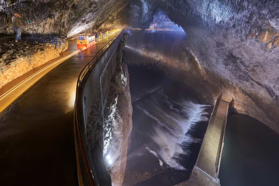 Топ 3 в один. Постойнская пещера, Предьямский замок, озеро Блед  - фото 5